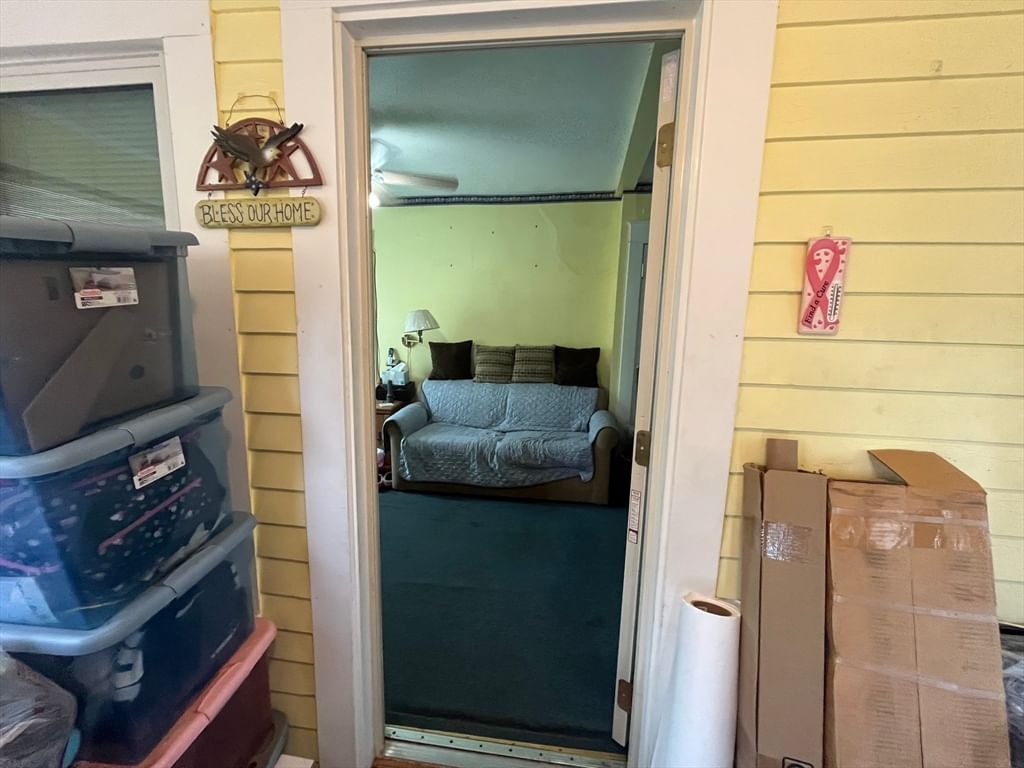 104 Balis St Springfield — Photo 10 of 30
