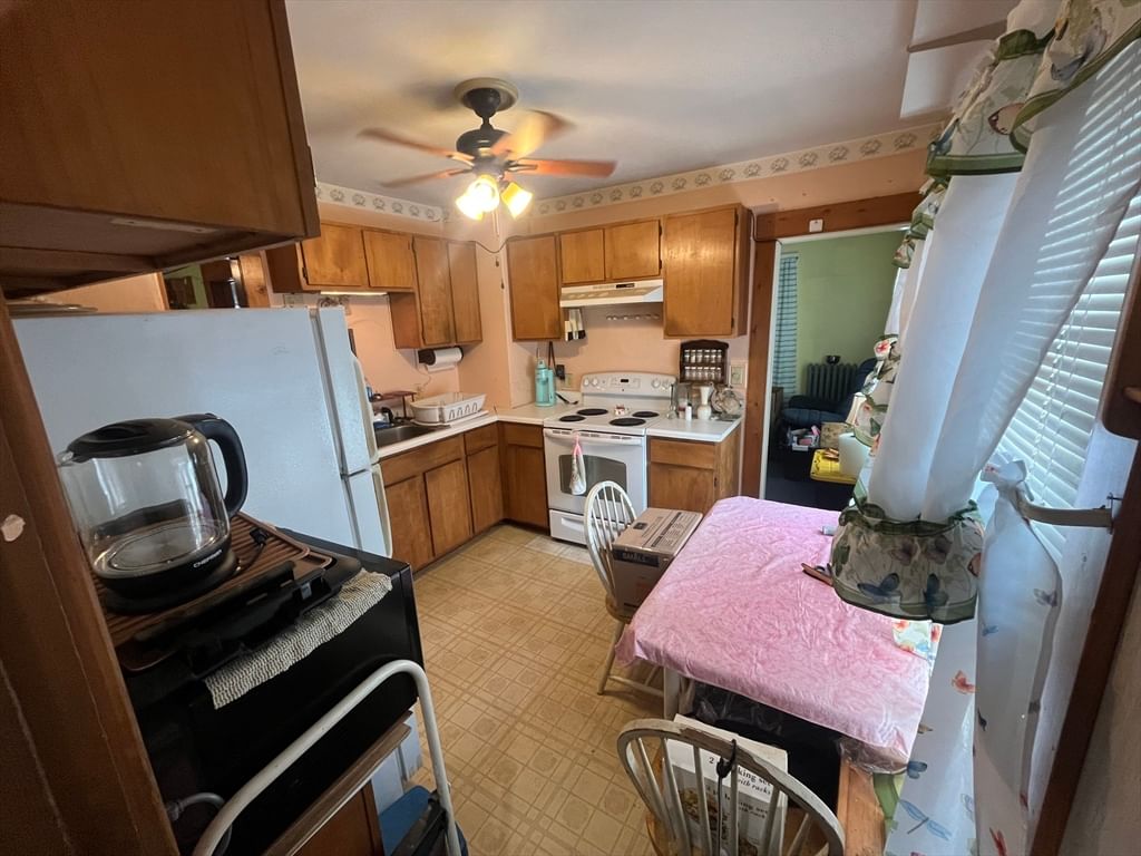 104 Balis St Springfield — Photo 14 of 30