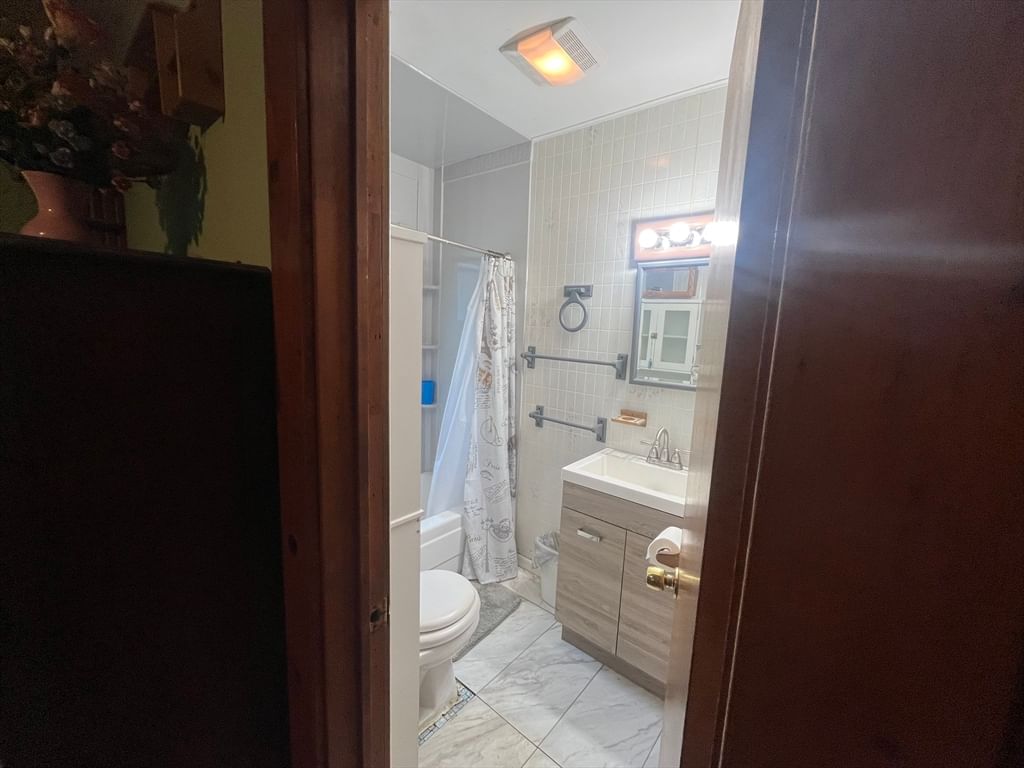 104 Balis St Springfield — Photo 20 of 30