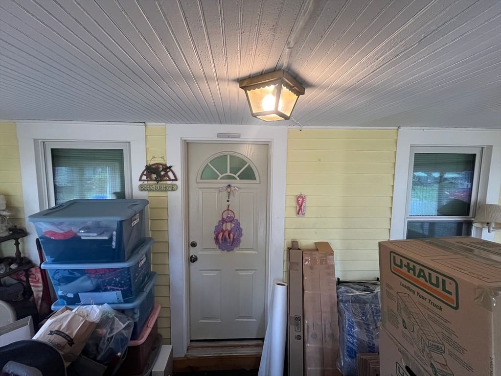 104 Balis St Springfield — Photo 9 of 30