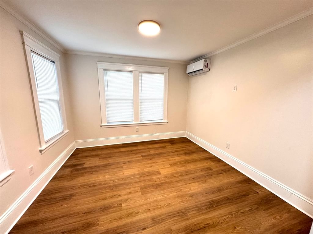 9 Idalla Ave Worcester — Photo 10 of 15