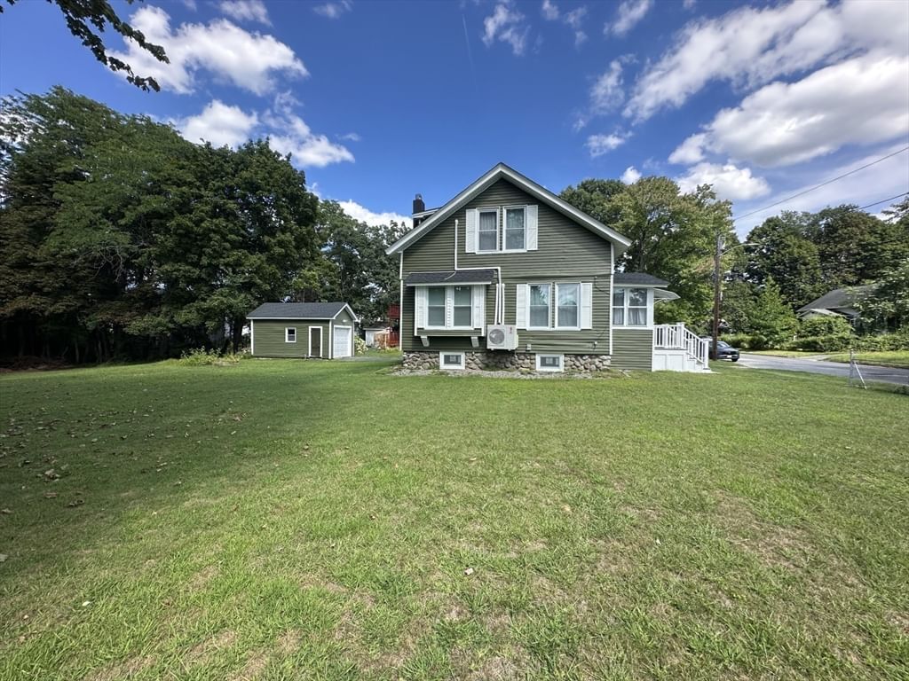 9 Idalla Ave Worcester — Photo 12 of 15