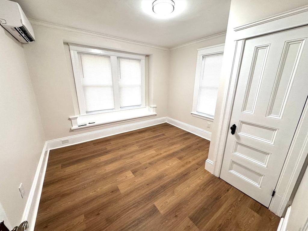 9 Idalla Ave Worcester — Photo 8 of 15