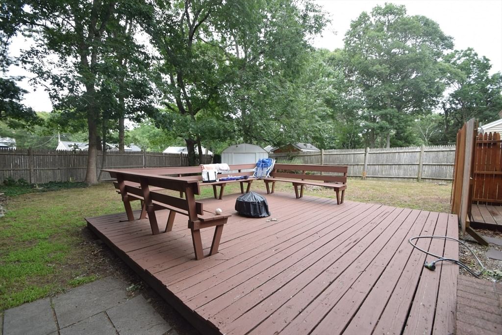 16 Circuit Rd E Yarmouth — Photo 11 of 16