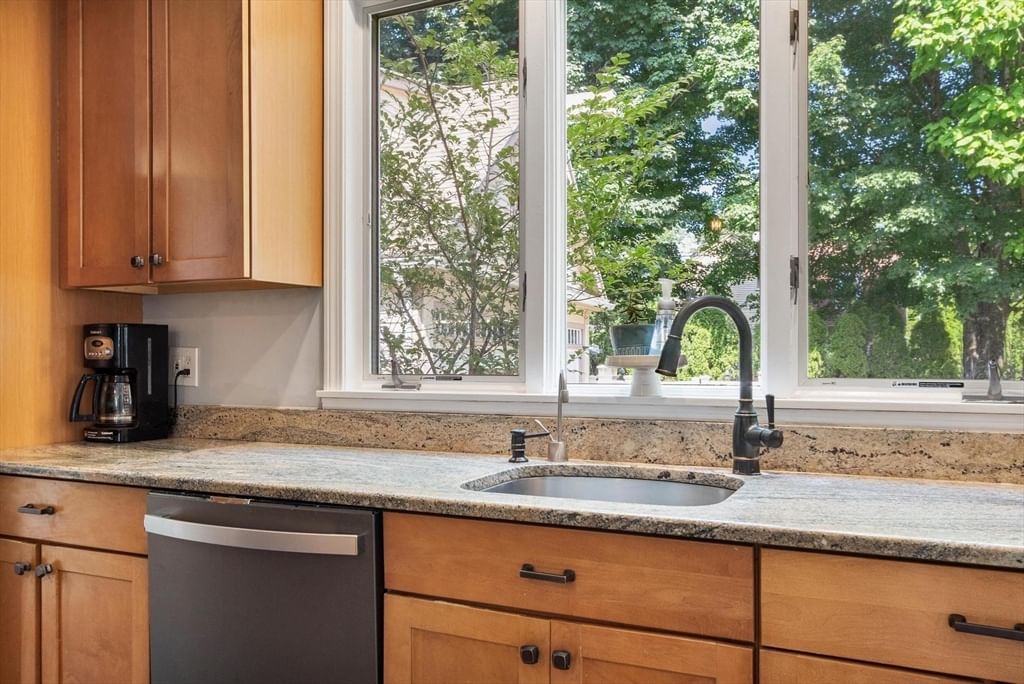804 Main Street Lynnfield — Photo 8 of 42