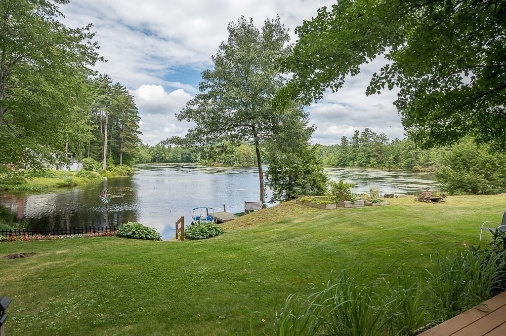 5 Abenaki St Hubbardston — Photo 12 of 42
