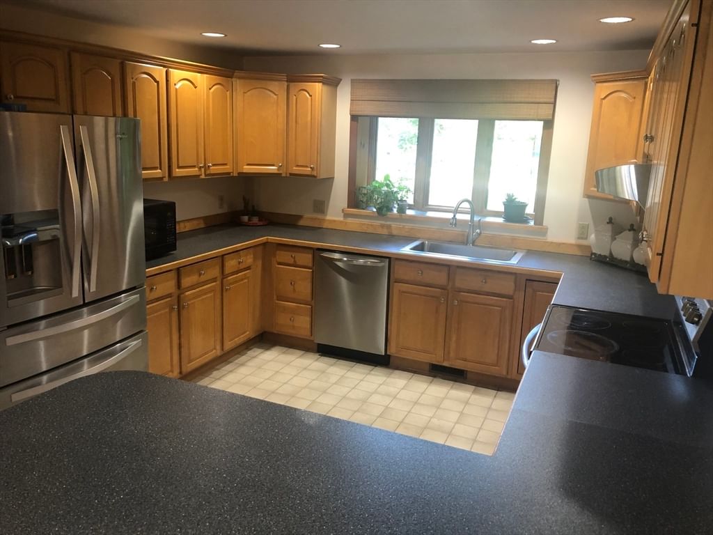 5 Abenaki St Hubbardston — Photo 22 of 42