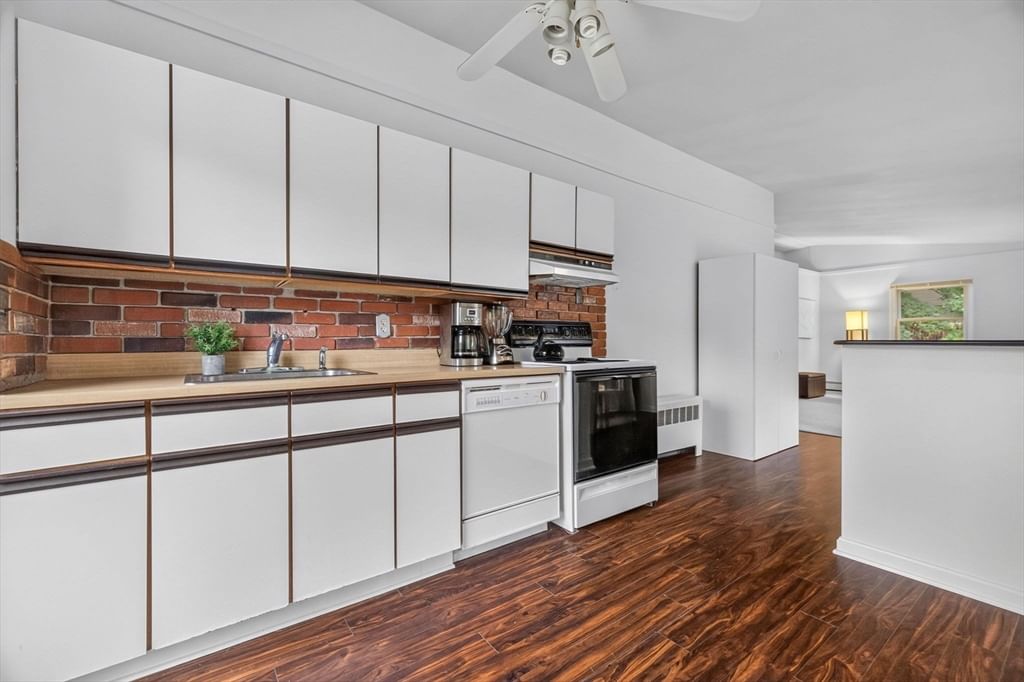 6 Fernbrook Rd Northborough — Photo 11 of 26