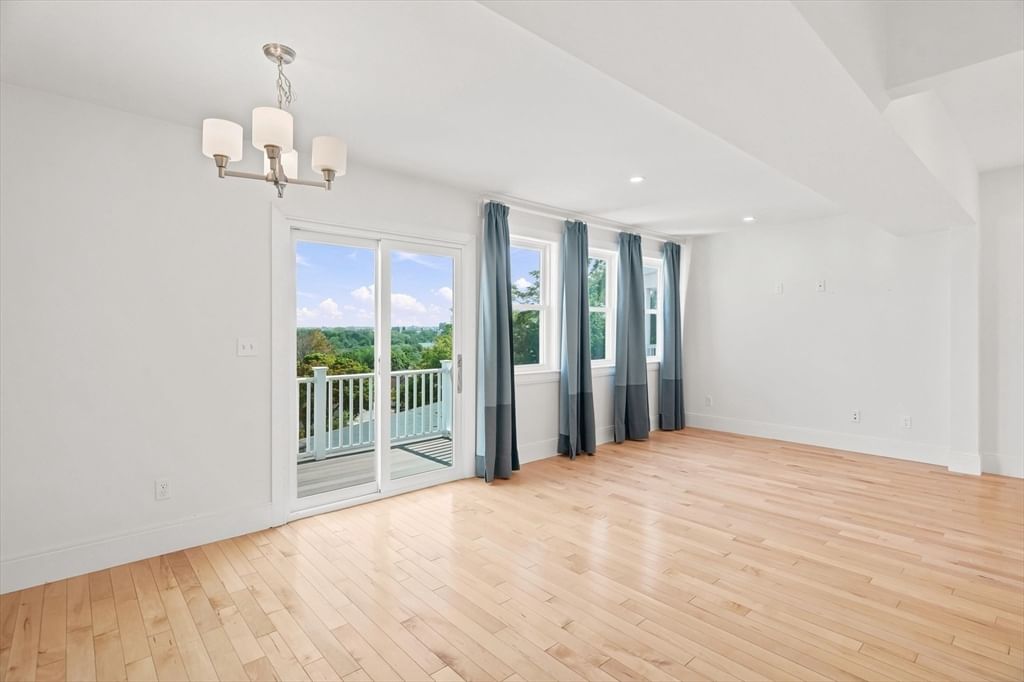 8 Leyden Ave #8 Medford — Photo 10 of 40