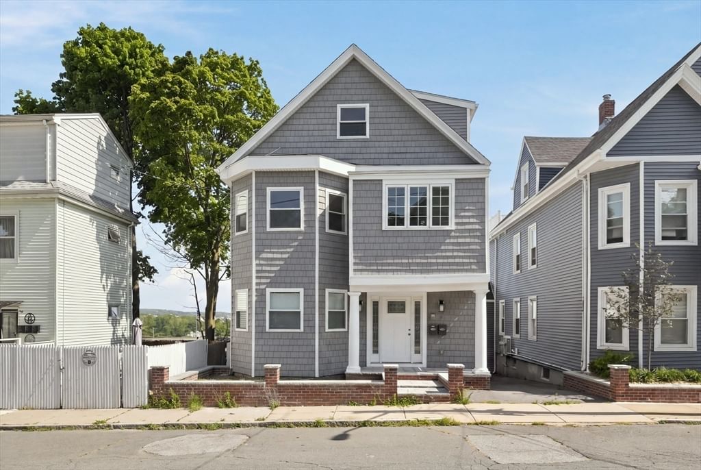 8 Leyden Ave #8 Medford — Photo 2 of 40