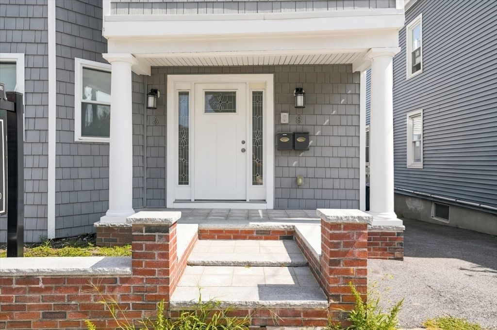 8 Leyden Ave #8 Medford — Photo 3 of 40