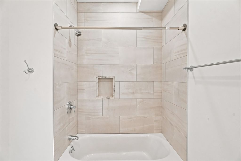 8 Leyden Ave #8 Medford — Photo 33 of 40