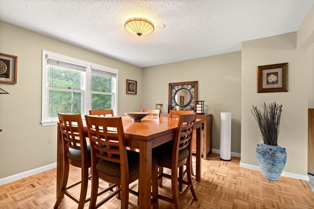 82 Keystone Ln Billerica — Photo 14 of 31