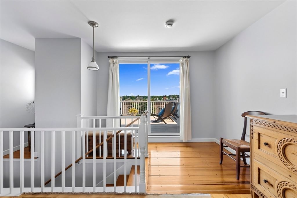 2 Mariners Ln Marblehead — Photo 16 of 28