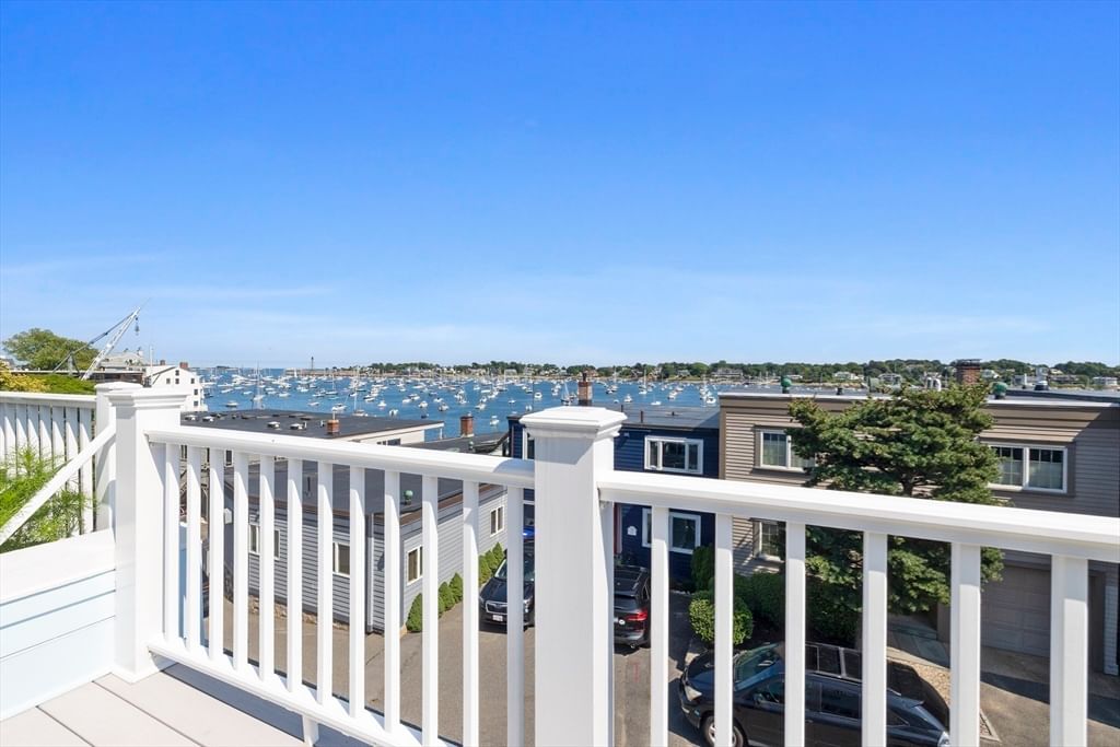 2 Mariners Ln Marblehead — Photo 23 of 28