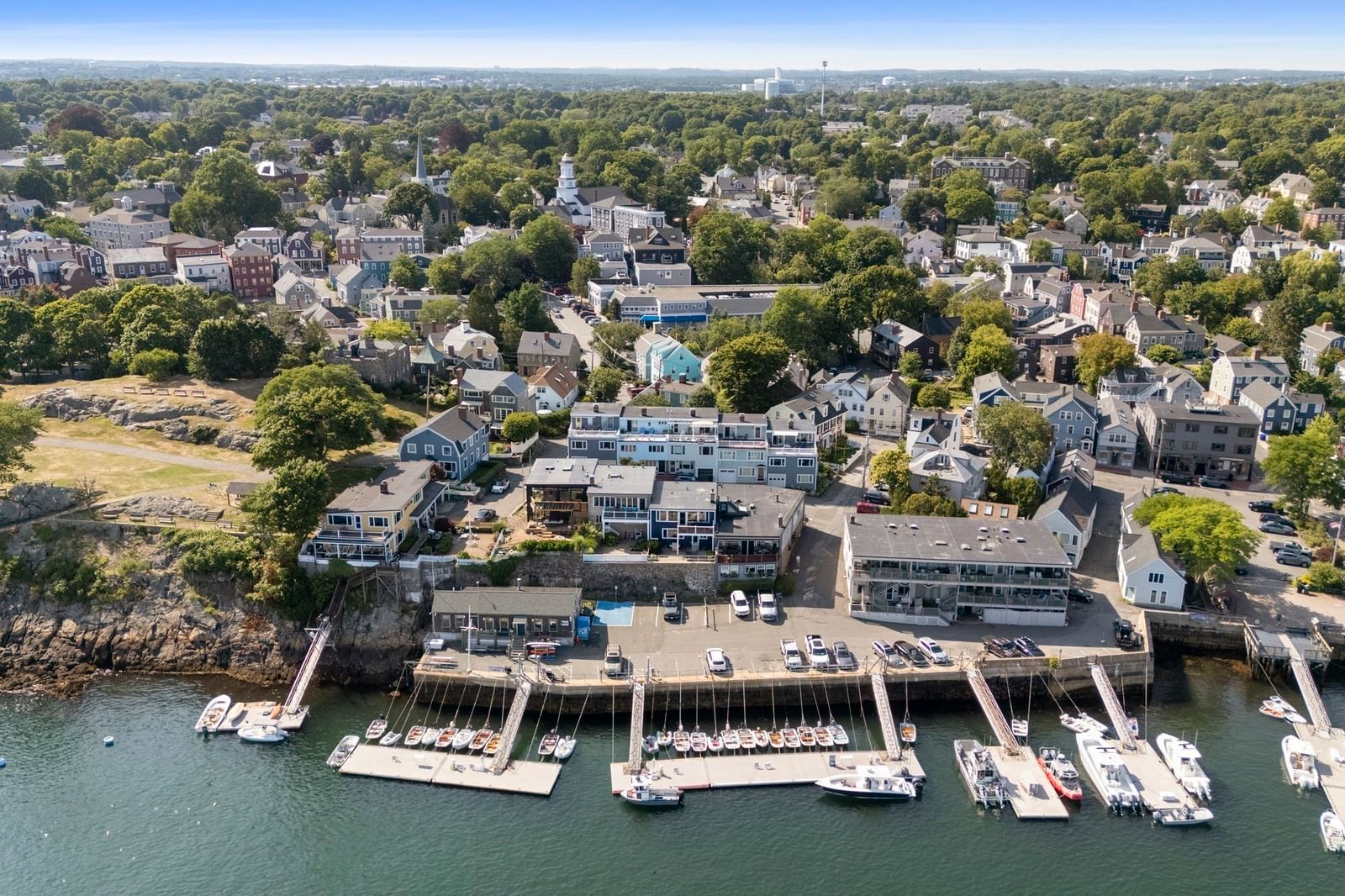 2 Mariners Ln Marblehead — Photo 32 of 34