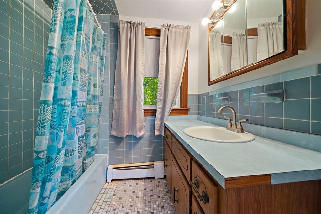 19 Bartlett Avon — Photo 15 of 19