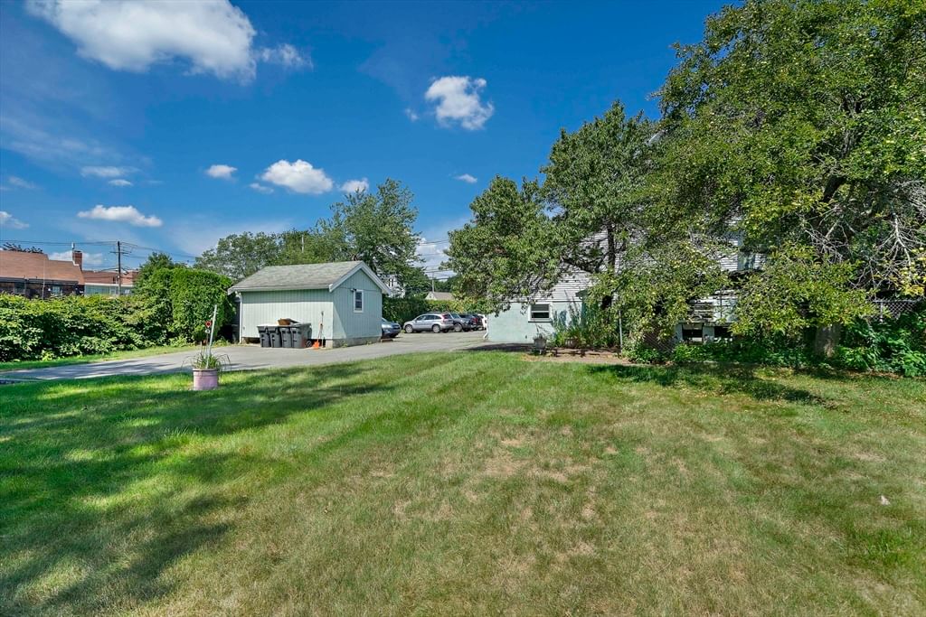 19 Bartlett Avon — Photo 18 of 19