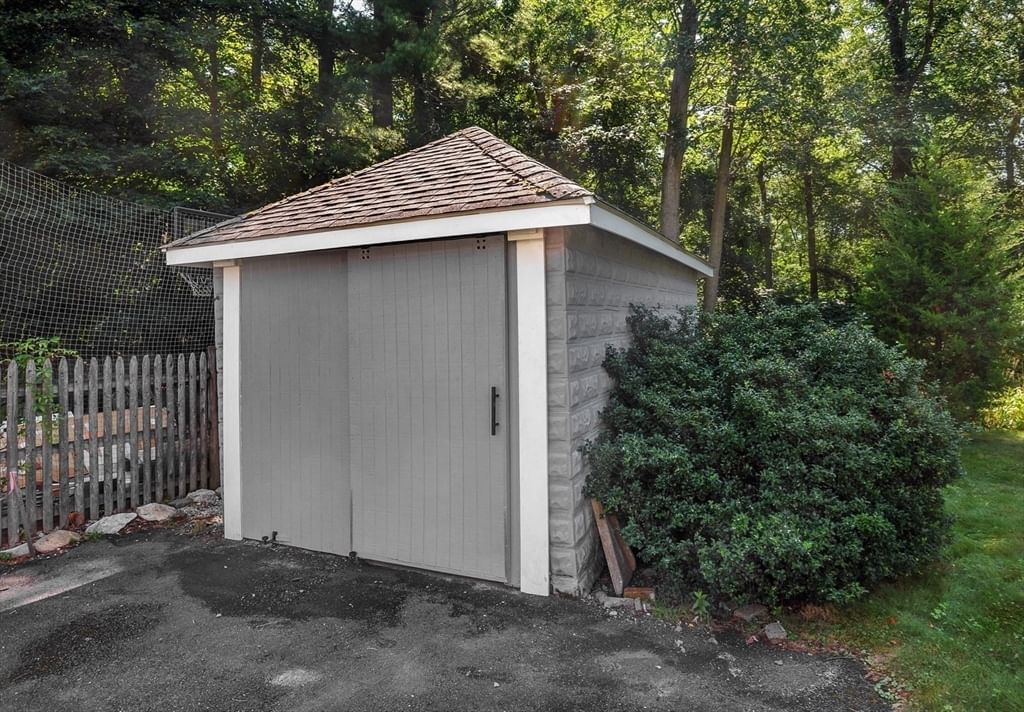 66 Ferncroft Rd Milton — Photo 20 of 28