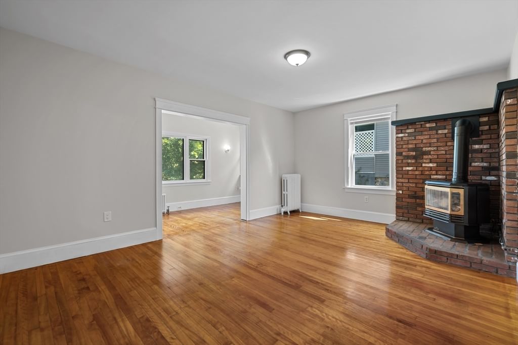 33 Clearview Ave Worcester — Photo 8 of 37