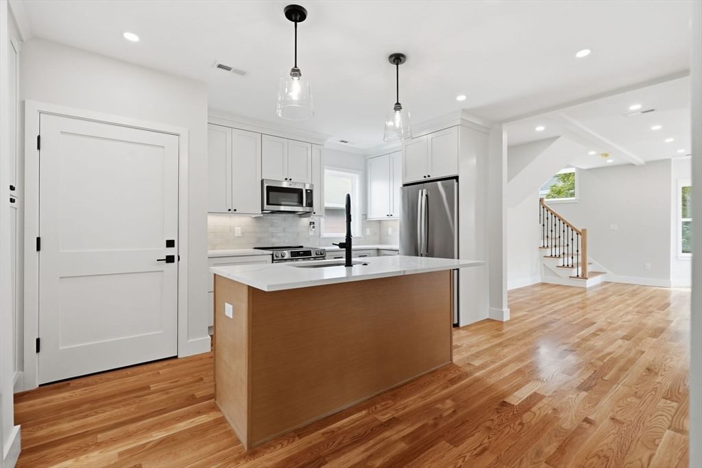 183 Madison St #2 Malden — Photo 7 of 23