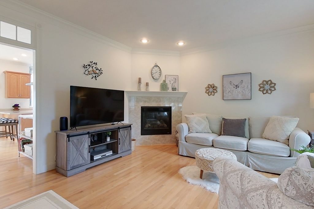 38 Tarbell St #7B Pepperell — Photo 10 of 33