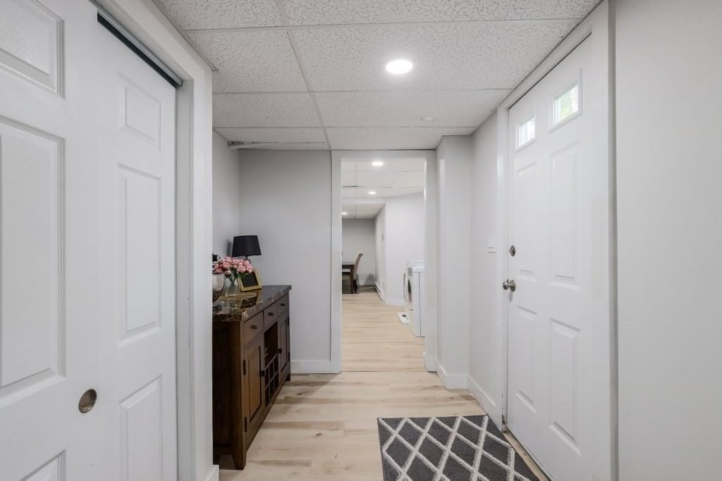 12 Richmond Ave Worcester — Photo 18 of 33