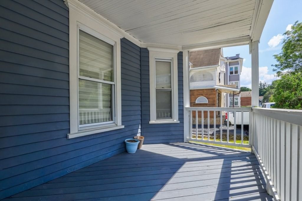 12 Richmond Ave Worcester — Photo 7 of 33
