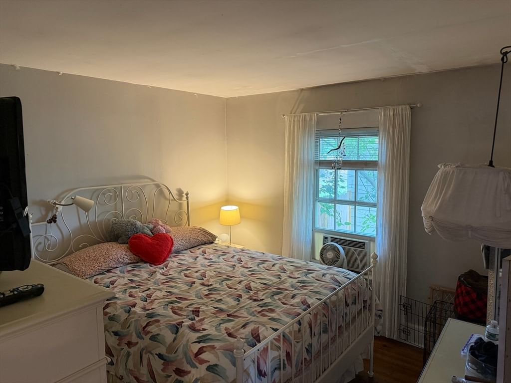 319 Church St Marlborough — Photo 8 of 12
