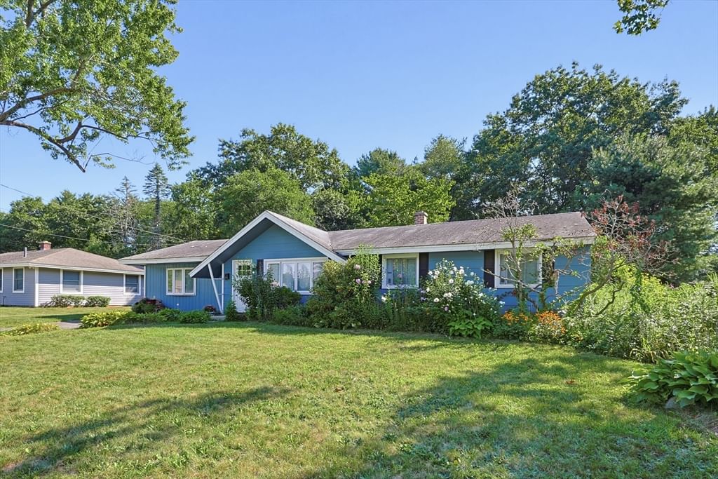 36 Stella Rd Bellingham — Photo 2 of 27