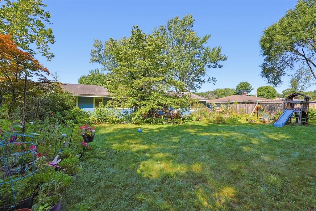 36 Stella Rd Bellingham — Photo 25 of 27