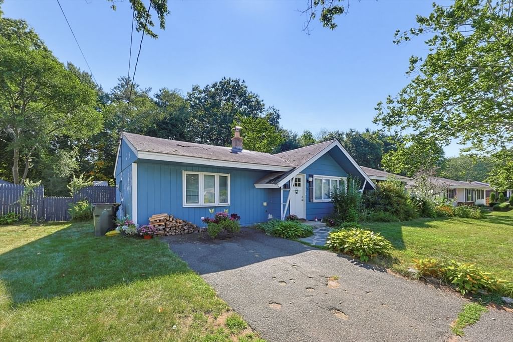 36 Stella Rd Bellingham — Photo 4 of 27
