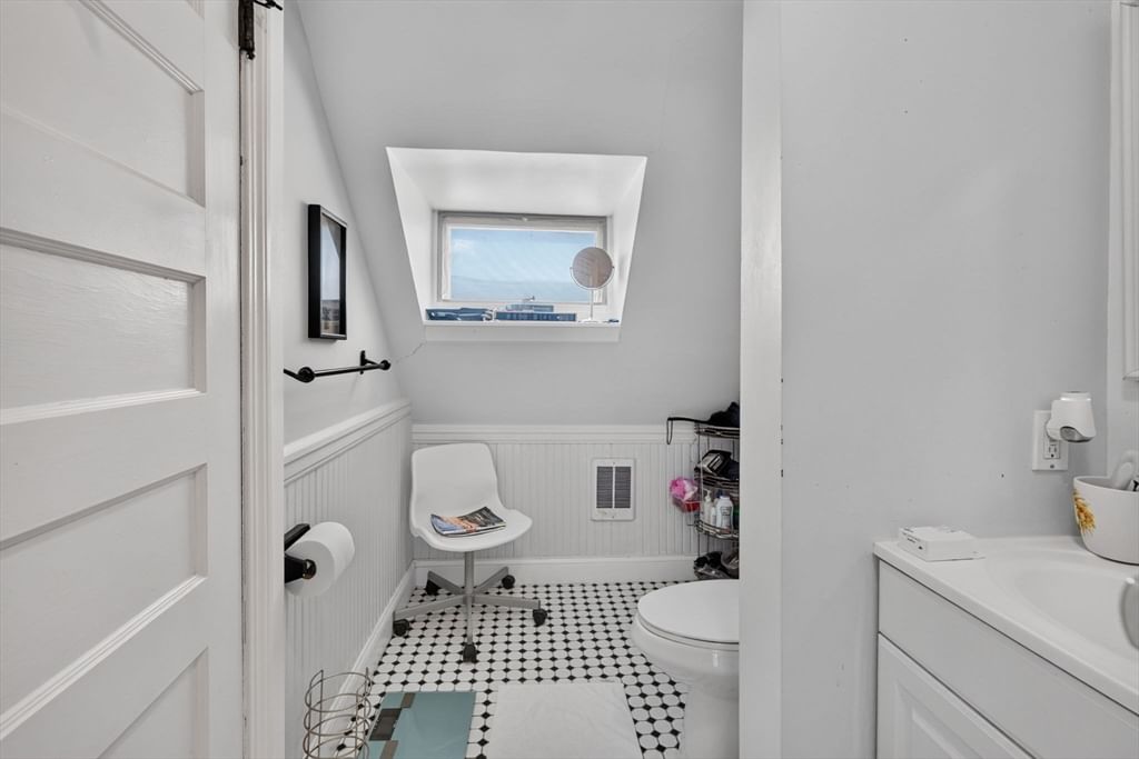 16 Bedford St Quincy — Photo 33 of 42