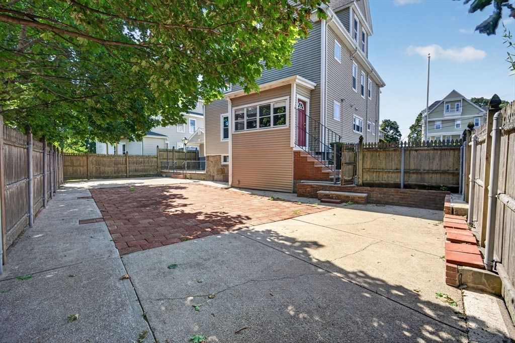 16 Bedford St Quincy — Photo 36 of 42