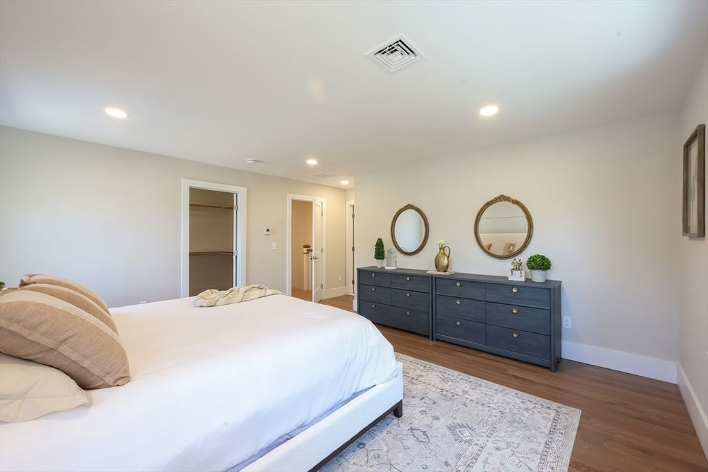 63 Thomas Mann Circle #36 Norfolk — Photo 20 of 32
