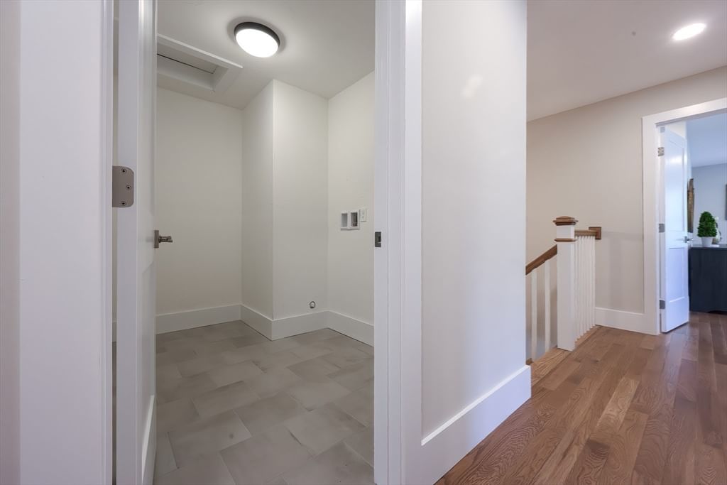 63 Thomas Mann Circle #36 Norfolk — Photo 29 of 32