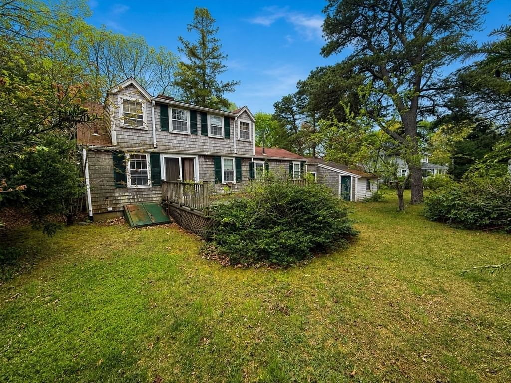 18 Nickerson Dr Barnstable — Photo 5 of 10