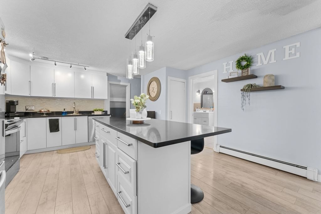 228 N Warren Ave Brockton — Photo 11 of 25
