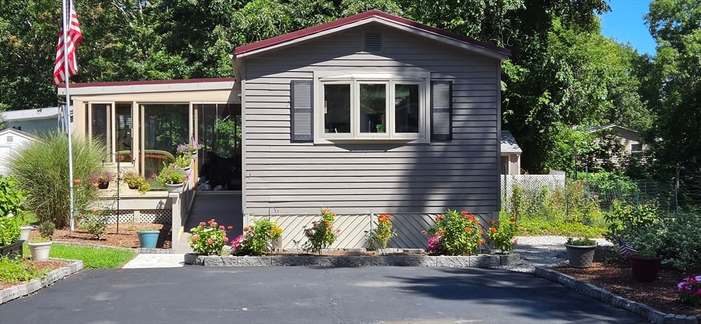 126 Doolittle Lane Wareham — Photo 3 of 20
