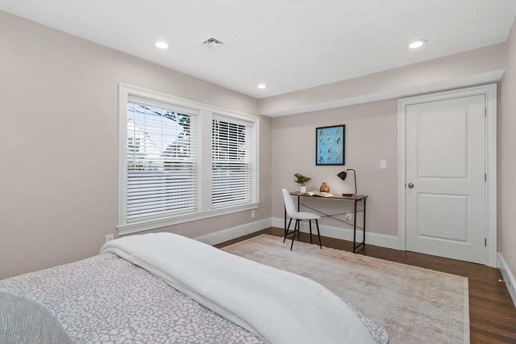 15 Sparhawk St #4 Boston — Photo 10 of 39