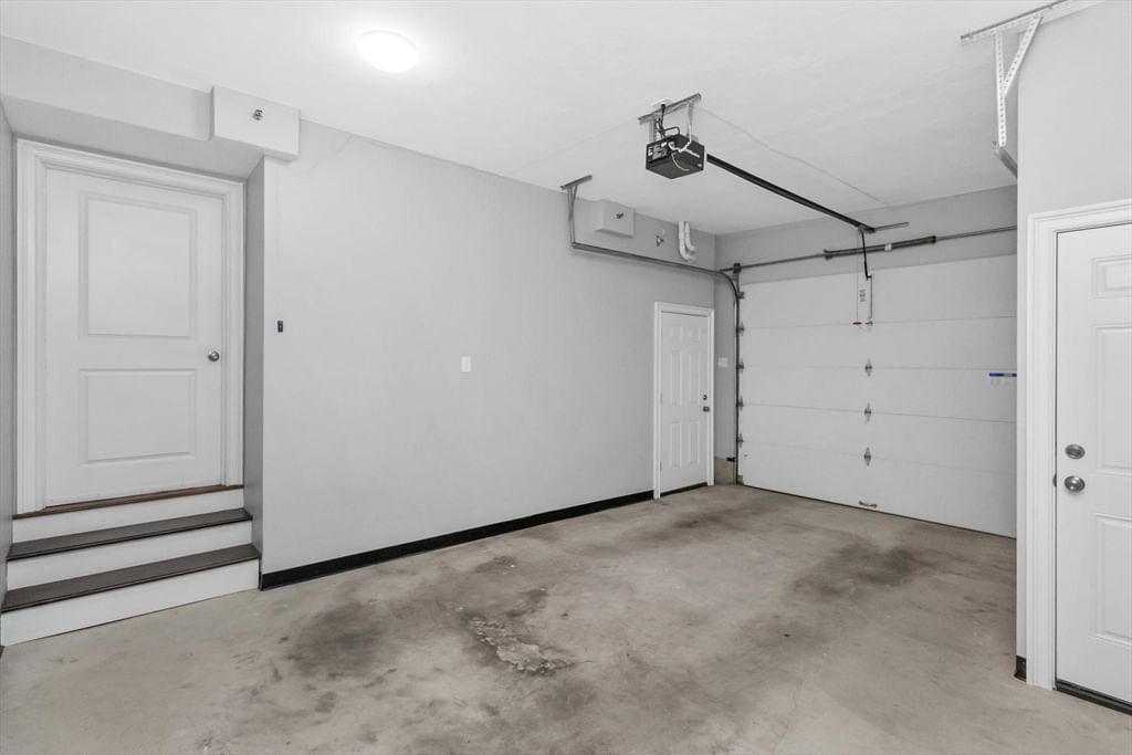 15 Sparhawk St #4 Boston — Photo 13 of 39