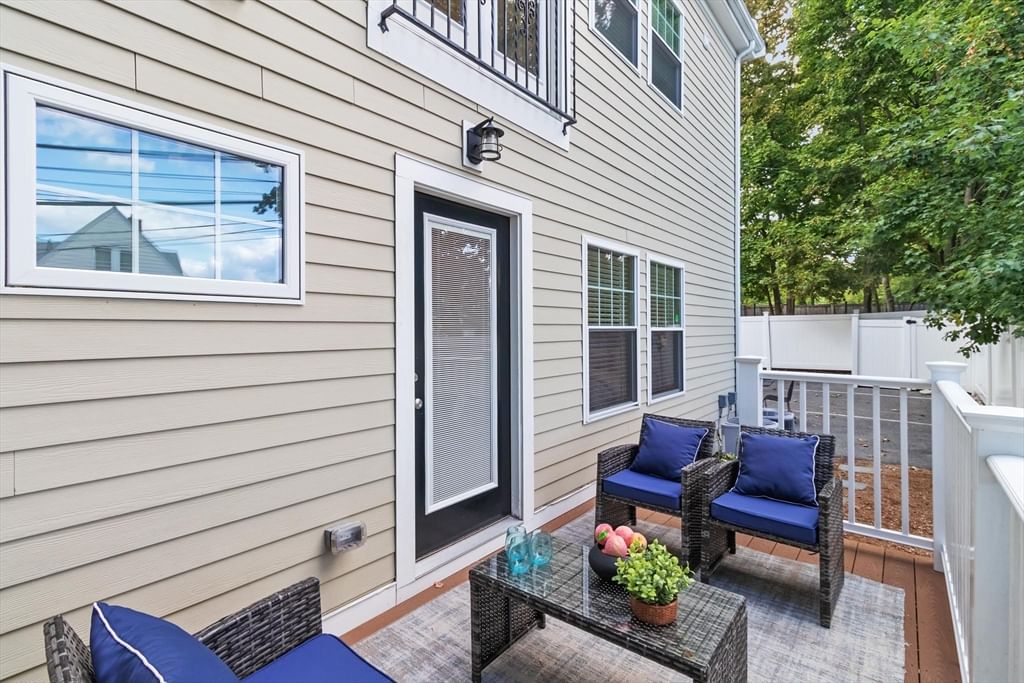 15 Sparhawk St #4 Boston — Photo 35 of 39