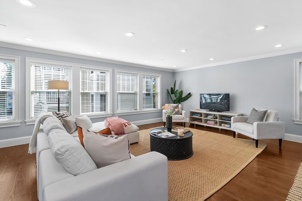 15 Sparhawk St #4 Boston — Photo 6 of 39
