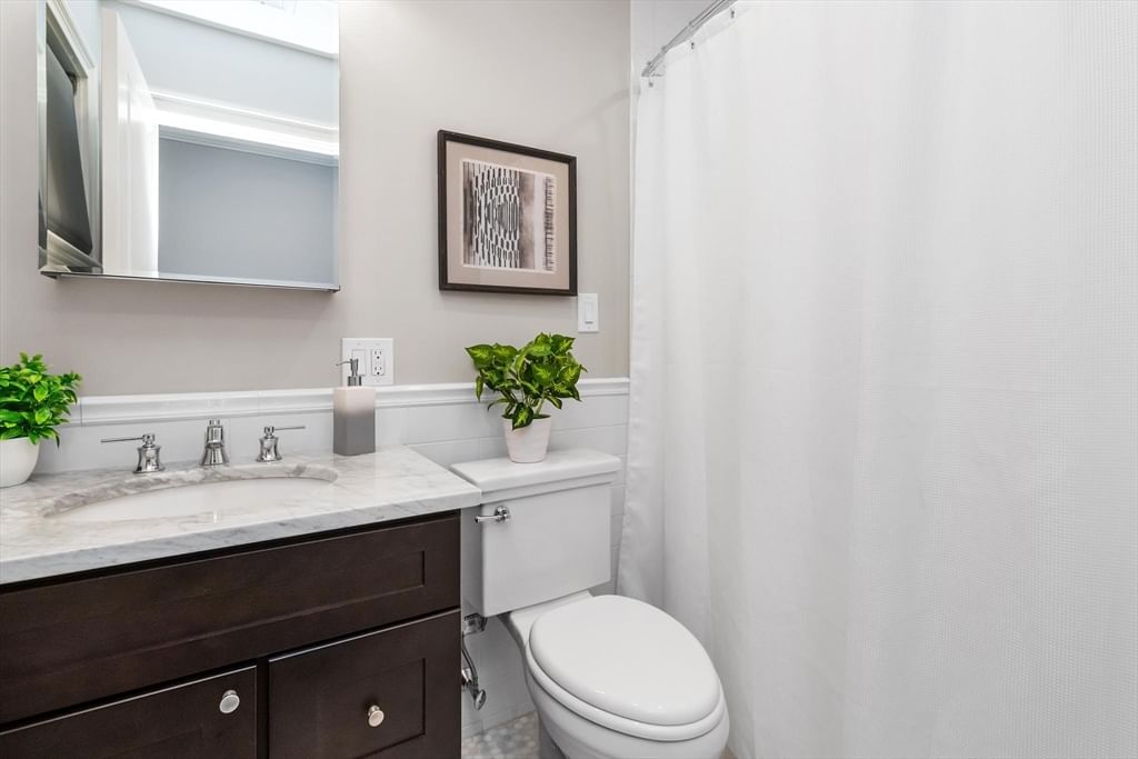 15 Sparhawk St #4 Boston — Photo 8 of 39