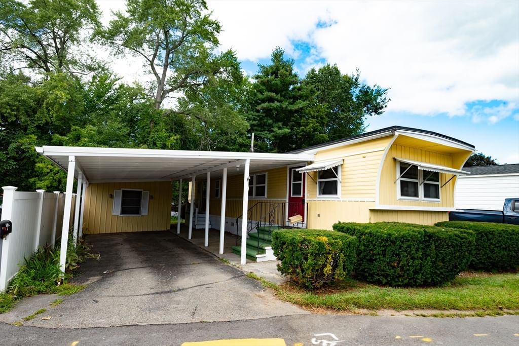 Property at 276 Lunenburg St, Fitchburg, MA 01420