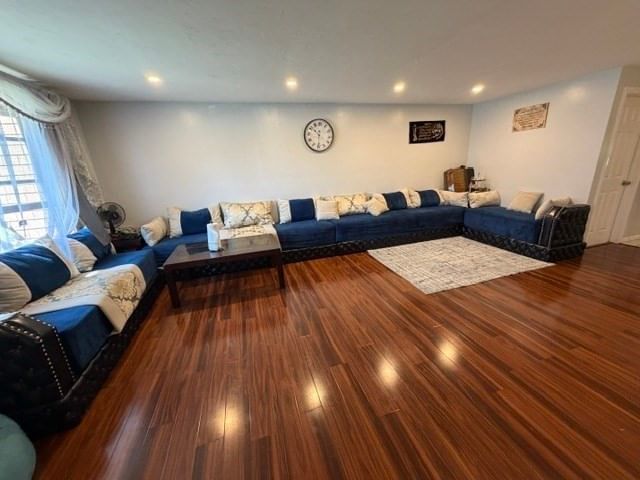 60 Pattison St #C14 Abington — Photo 8 of 39