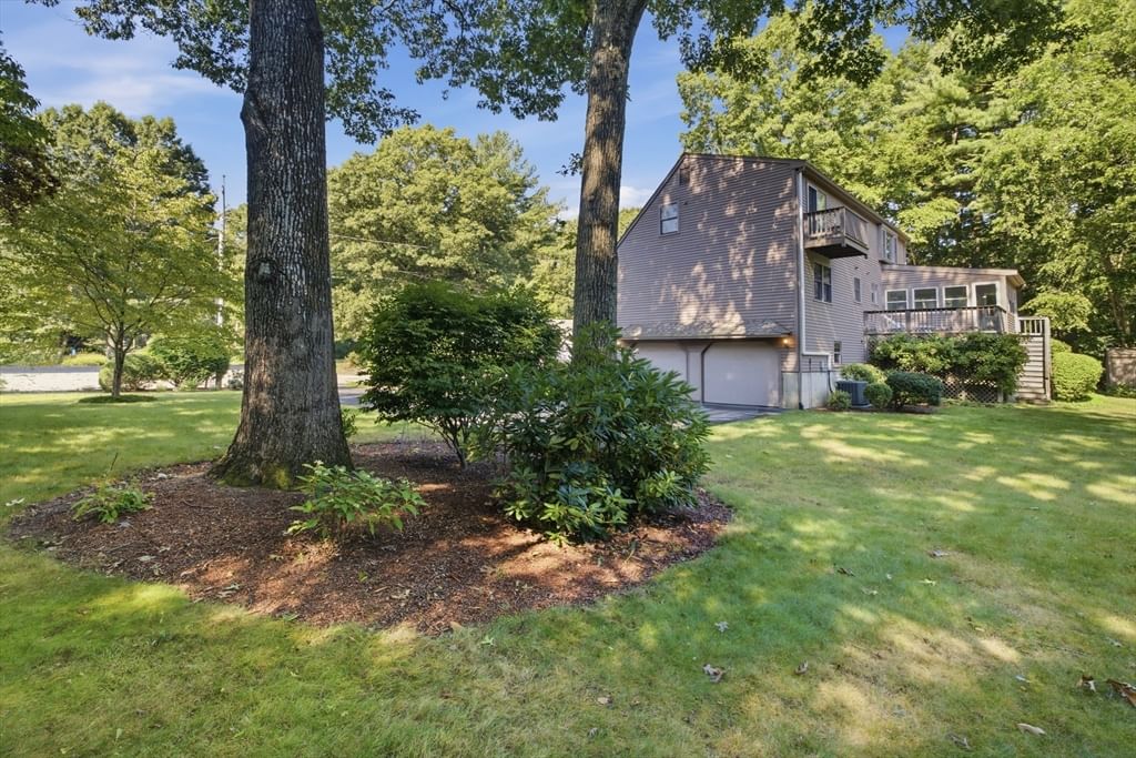 99 Overlook Dr Raynham — Photo 31 of 41