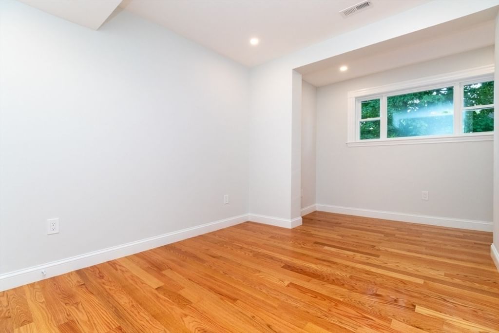 22 Bellevue St #1 Boston — Photo 25 of 35