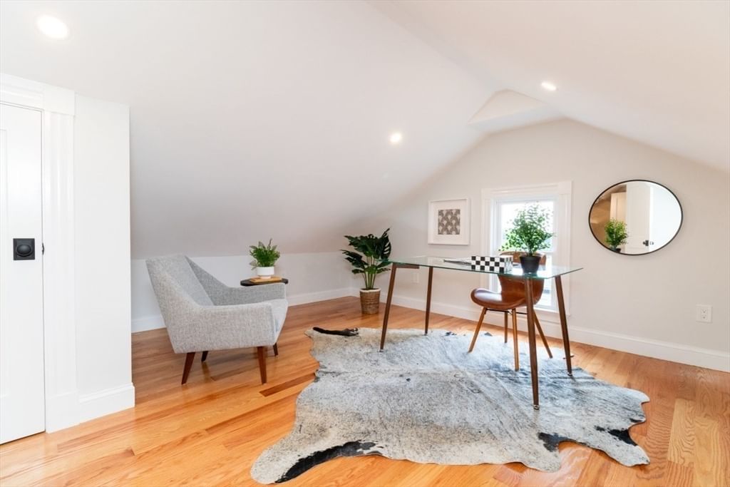 22 Bellevue St #1 Boston — Photo 32 of 35