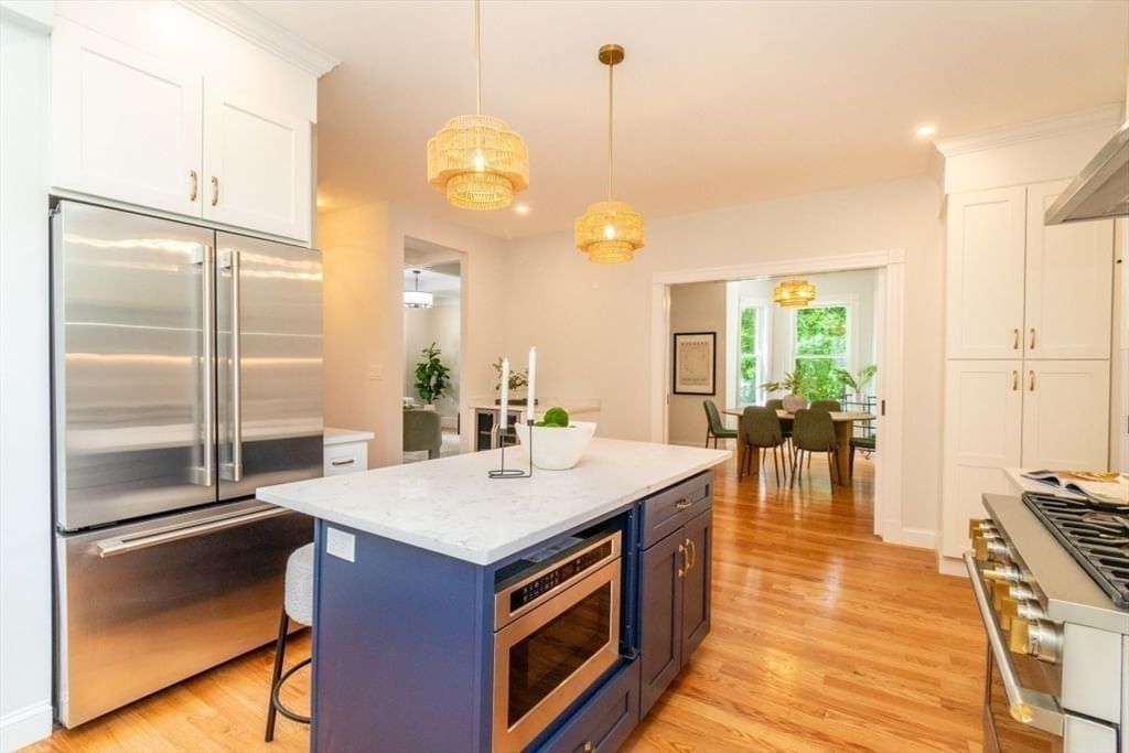 22 Bellevue St #1 Boston — Photo 7 of 35